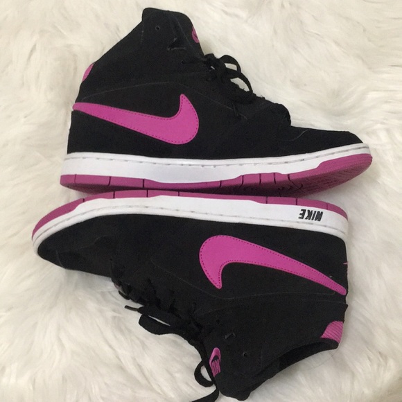 Nike Shoes - Nike prestige IV high
